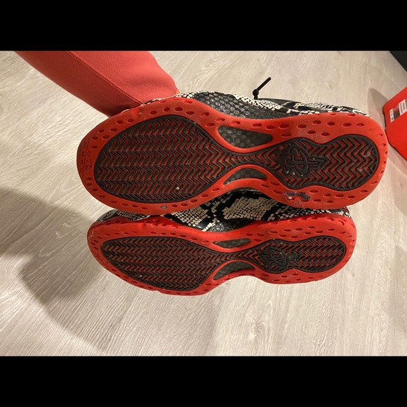 nike foamposite - Picture 1 of 7